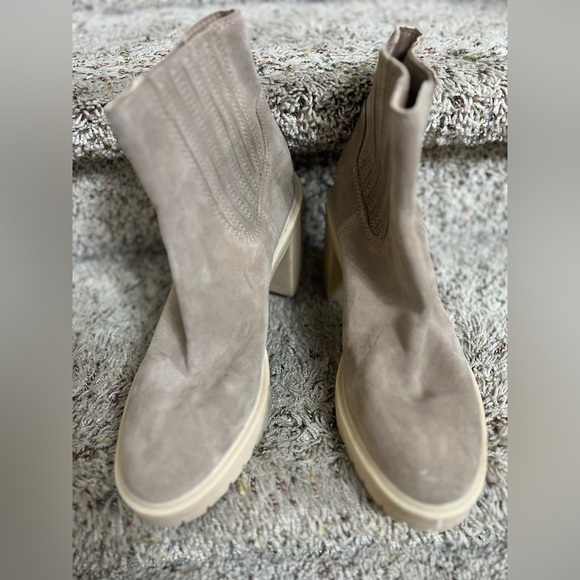 NWT Dolce Vita Waterproof Caster Boots size 10 - Picture 8 of 10